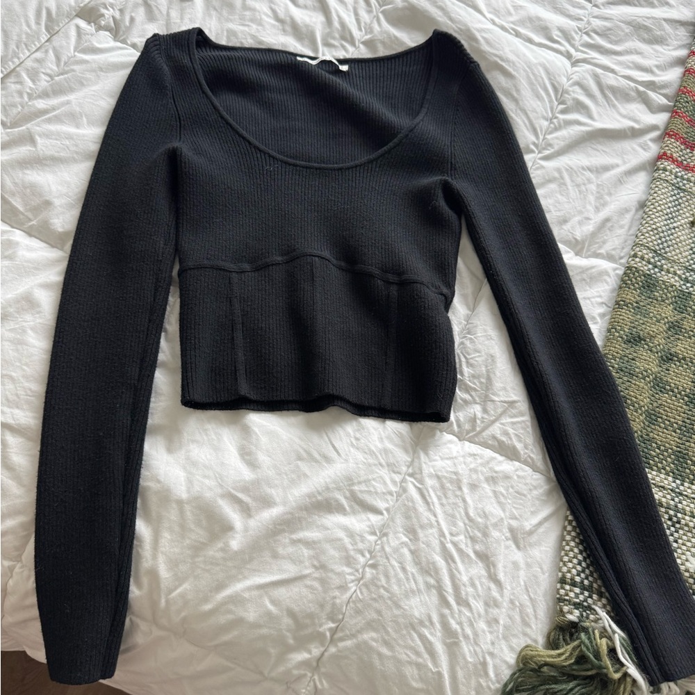 Black long sleeve sweater size s Abercrombie and fitch